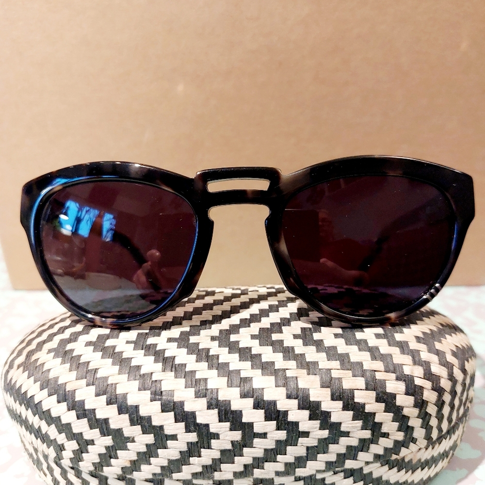 Wild Souls spotted ivory 'Lion' sunglasses, EUC